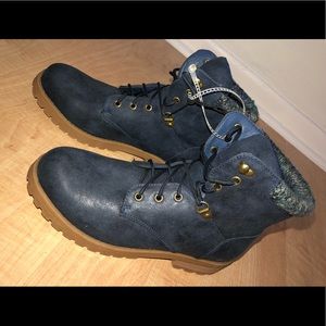 Navy/ Dark Blue booties